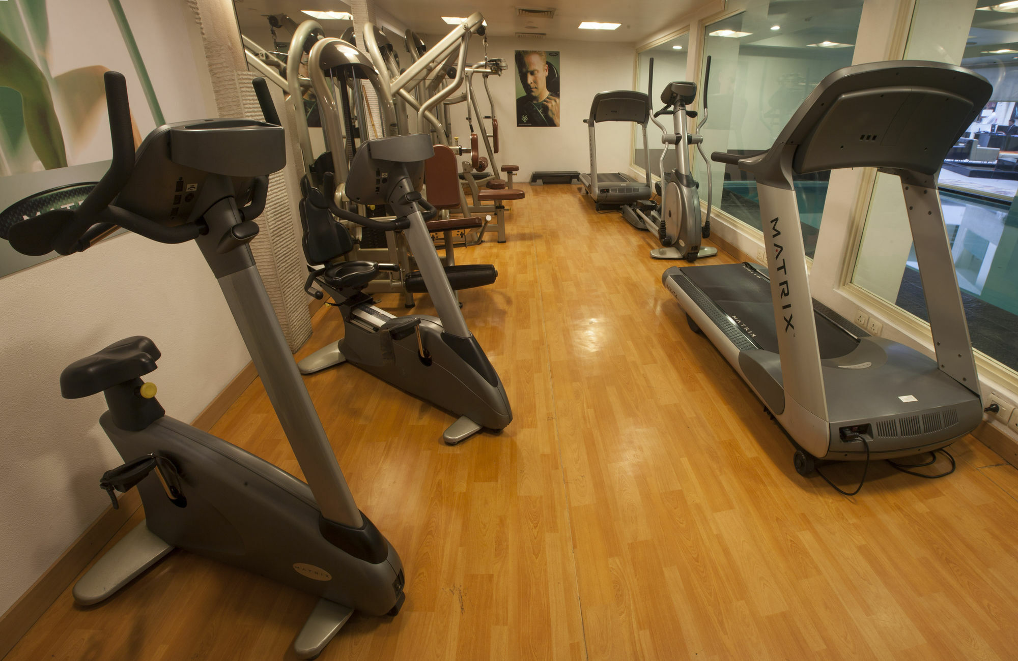 Avalon Courtyard Residence Suites Ню Делхи Екстериор снимка
